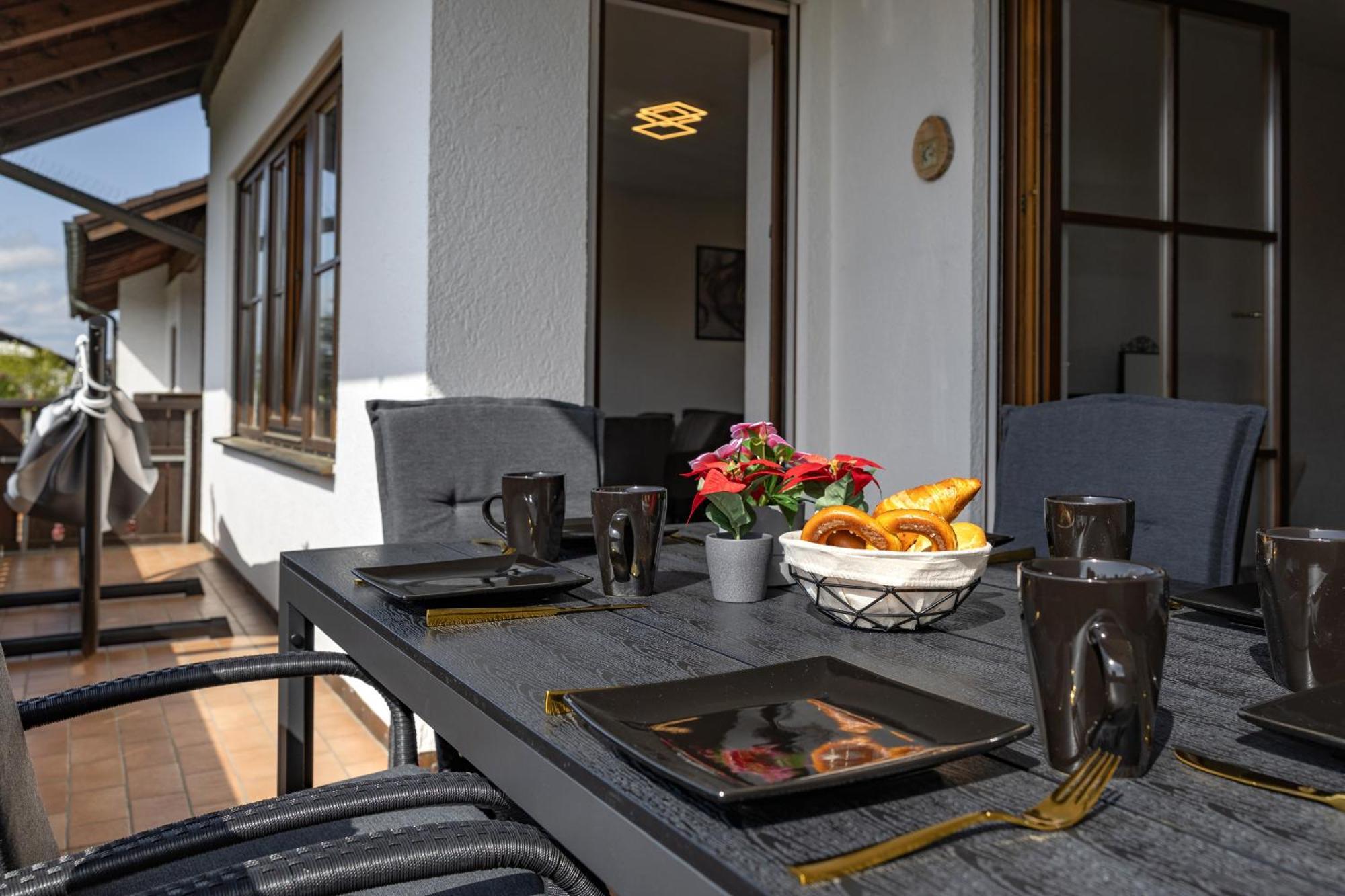Dream - Alpenblick, Balkon, Haengematte, Parkgarage Kolbermoor