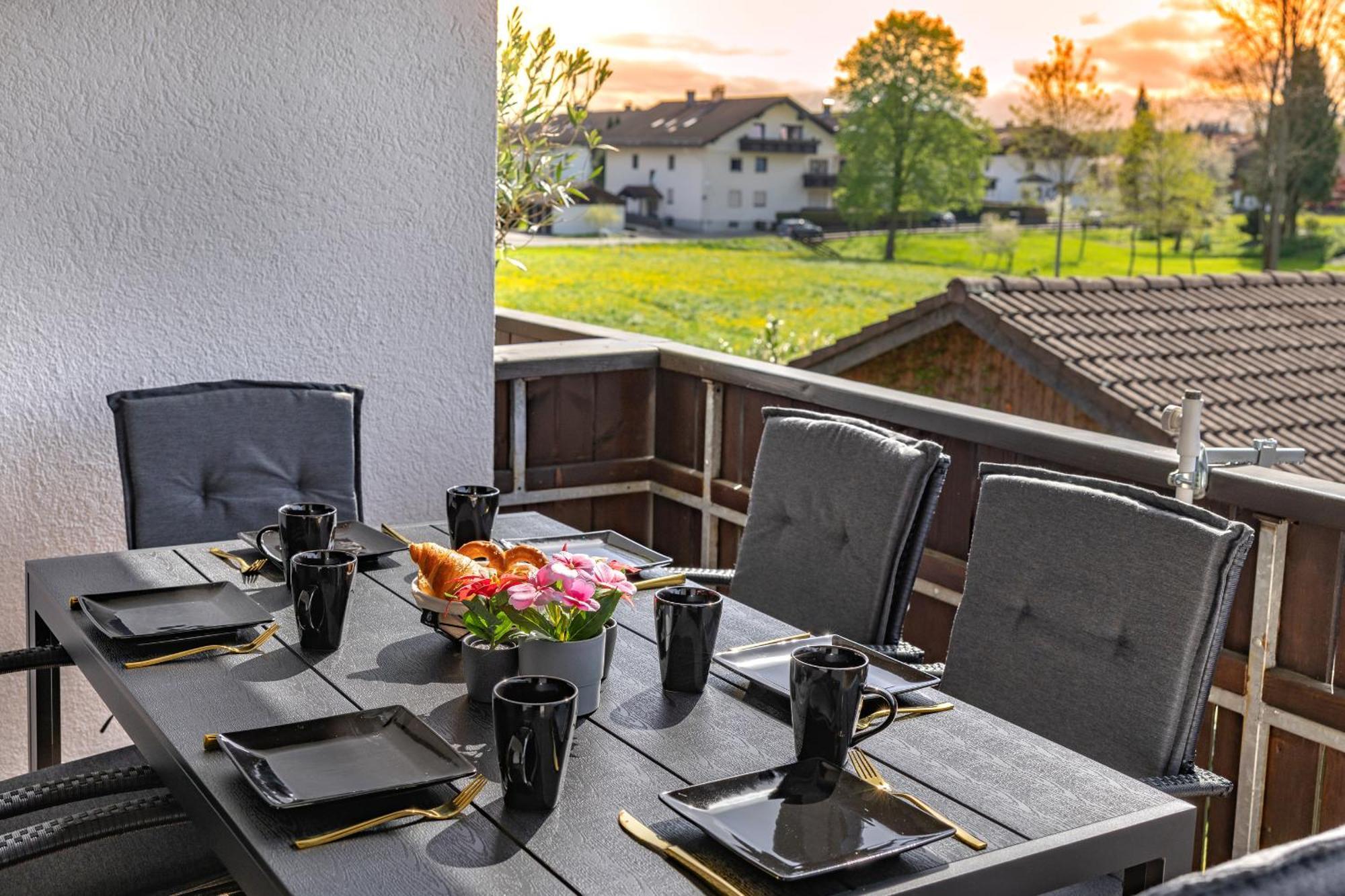 Dream - Alpenblick, Balkon, Haengematte, Parkgarage *